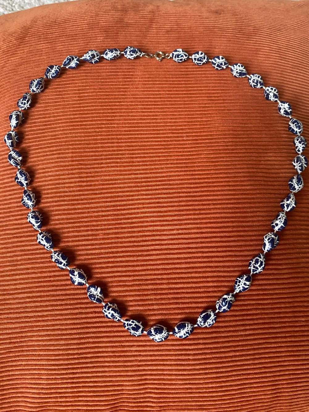 Vintage Beautiful Shell Beaded Necklace